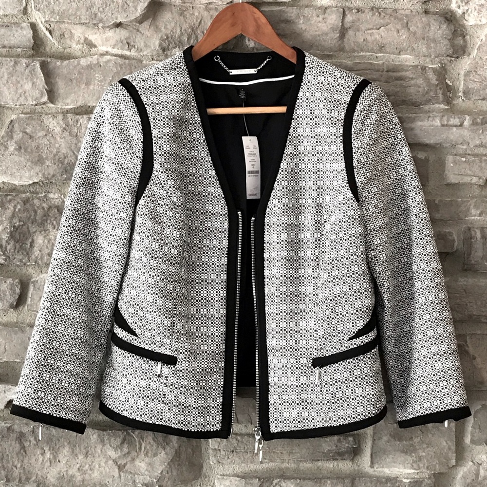 NWT WHBM Size 6 Black and White Contrast Tweed Zipper Jacket